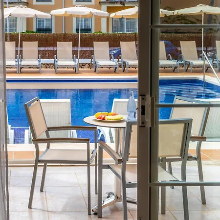 Apartmanhotel Zafiro Menorca 4*