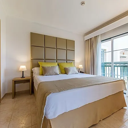 Hotel apartamentowy Zafiro Menorca