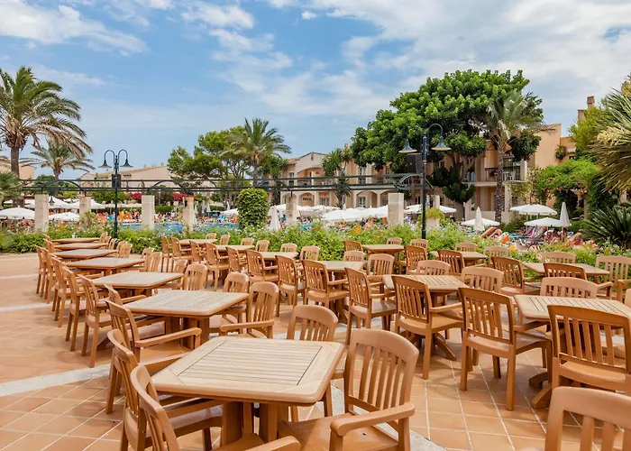 Zafiro Menorca Aparthotel Cala en Bosch