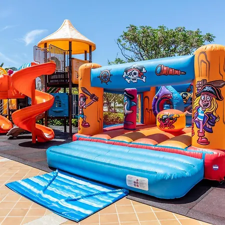 公寓式酒店 Zafiro Menorca 4*